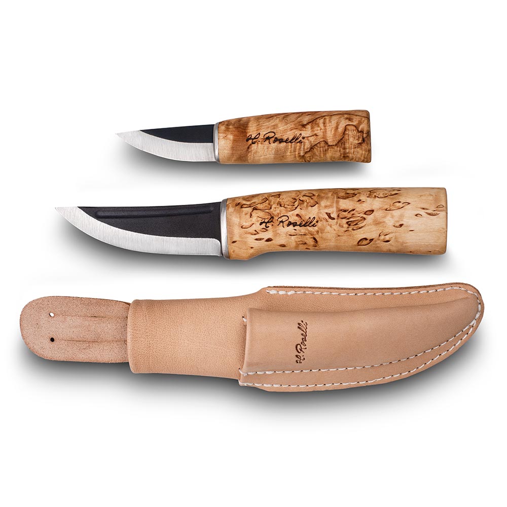 Finska handgjorda jakt och friluftsknivar från Roselli i ett ljust kombo fodral som kommer i modellerna "hunting knife" och "Grandmother"